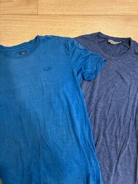 LOT OF 2 Icebreaker Men’s Cool-Lite Merino Blend Short Sleeve Shirts Size S